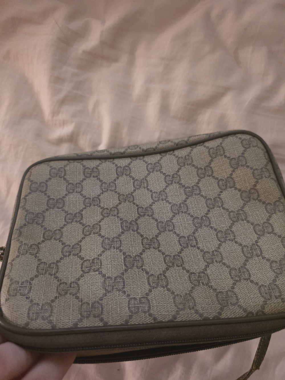 Vintage Gucci Beige and Brown Monogram Crossbody - Picture 4 of 7